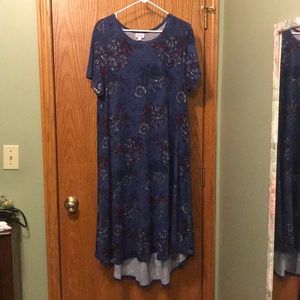 Xl Lularoe Carly dress. Floral pattern.